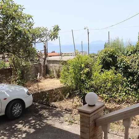 Biku On The Hill Vlorë